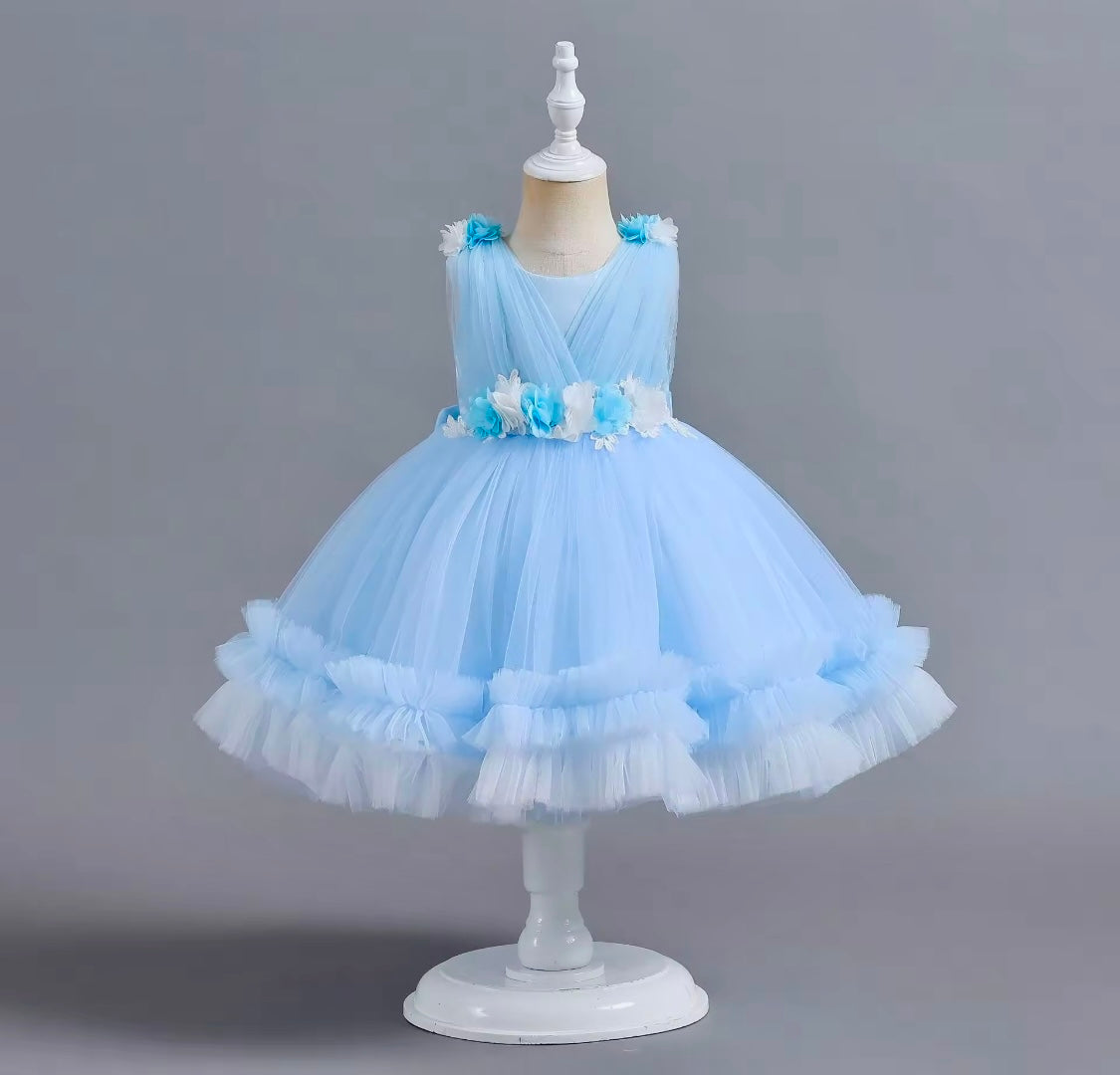 Yarn Cake Blue Princess Dress