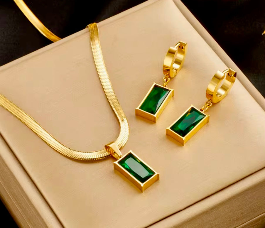 Allure Green Crystal And Gold Necklace and Earrings Set