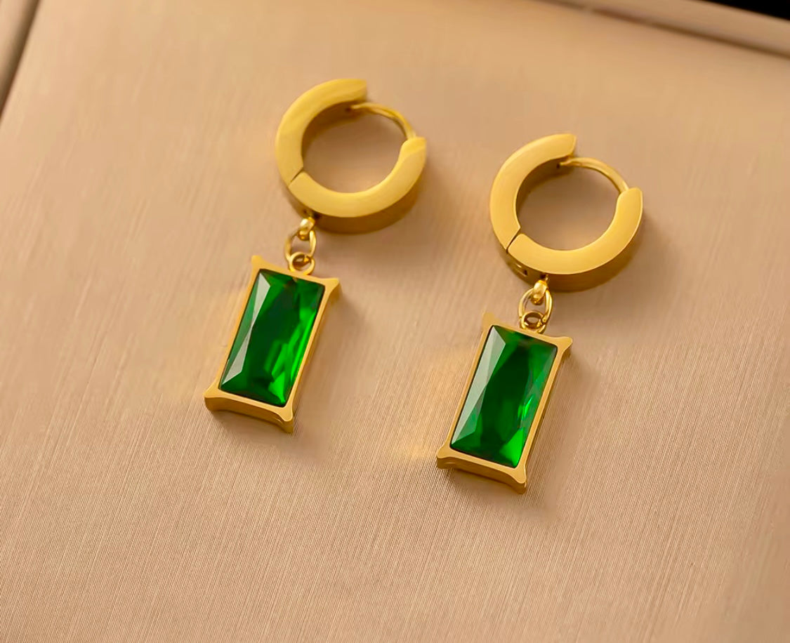 Allure Green Crystal And Gold Necklace and Earrings Set