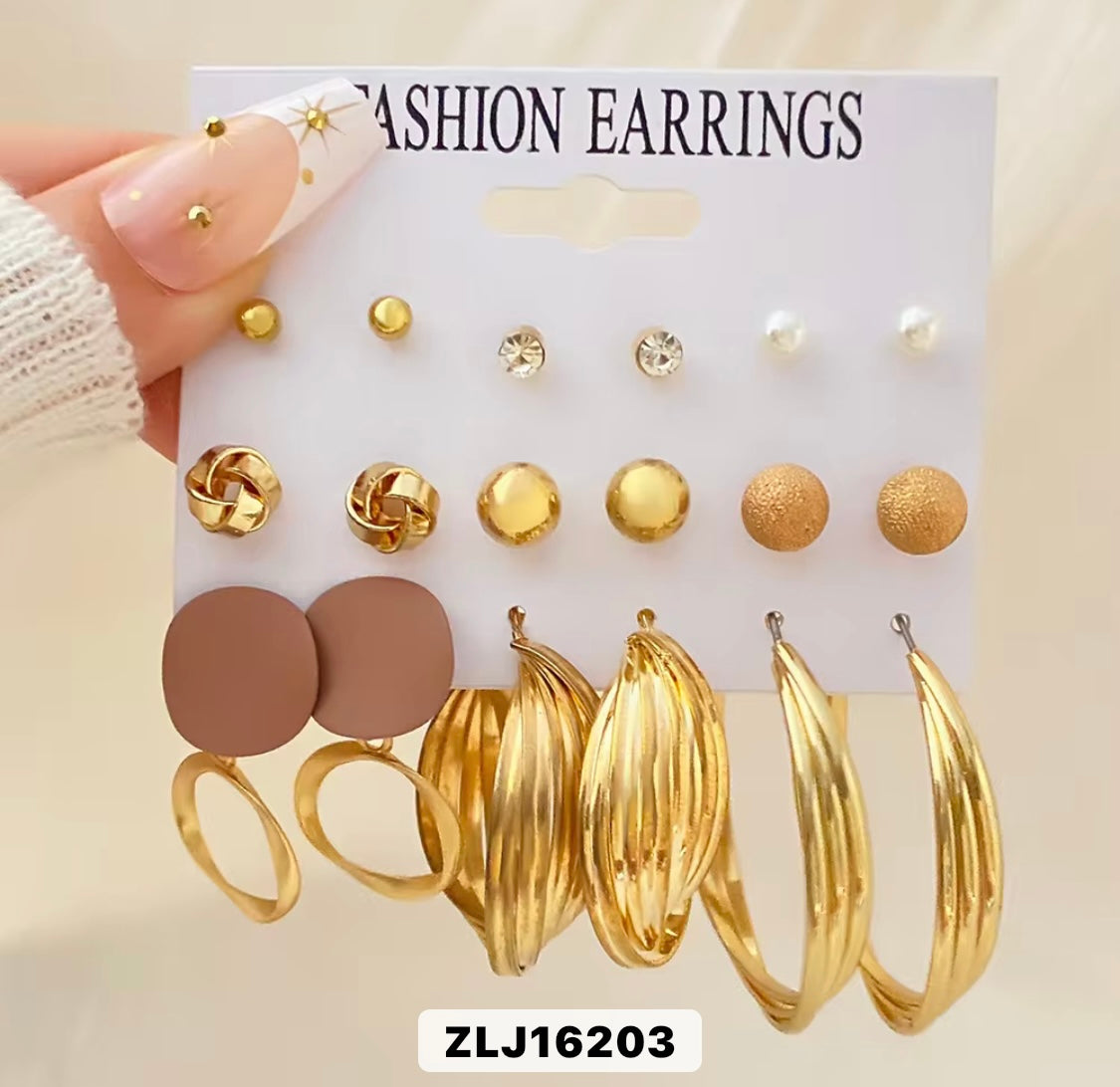 Gold High Fashion Earrings Set